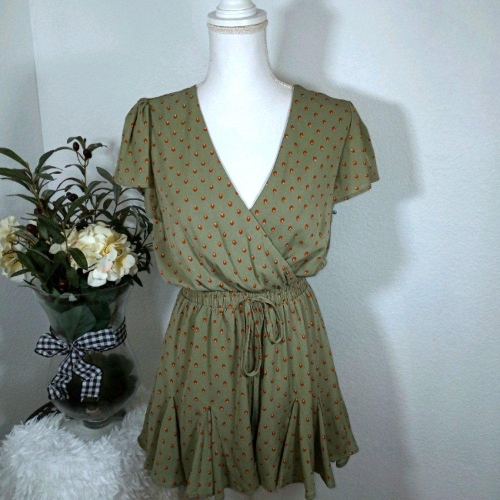 3/$20 🌟 MAHINA ROMPER SZ. S EUC GREEN